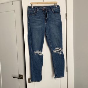 American eagle ripped mom jeans